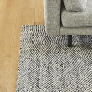 Bovi Silver Gray Rug 8 x 10