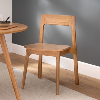 Gusfa Oak Stackable Dining Chair