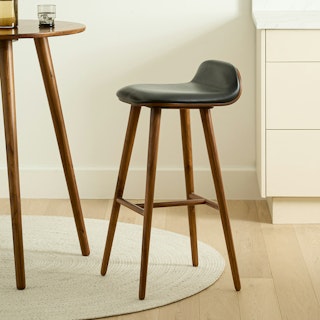 Sede Black Leather Walnut Bar Stool